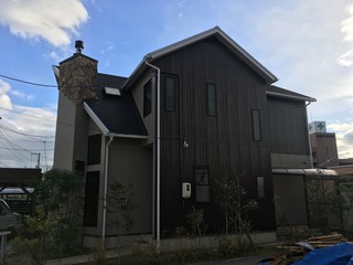 2−1 (1).jpg